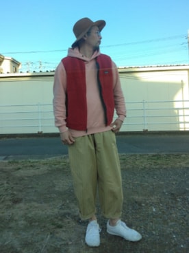 「patagonia（パタゴニア）の90sレトロXベスト（ベスト、レッド系）」を使った、ひこたさん（メンズ・179cm）の冬コーディネート