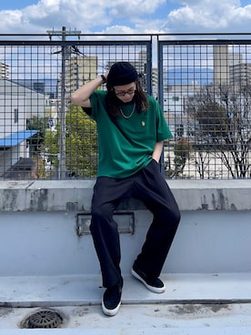 「ワンポイント」｜「アイテム（スリッポン）」を使った、KENTA SARUさん（メンズ・182cm）の春コーディネート