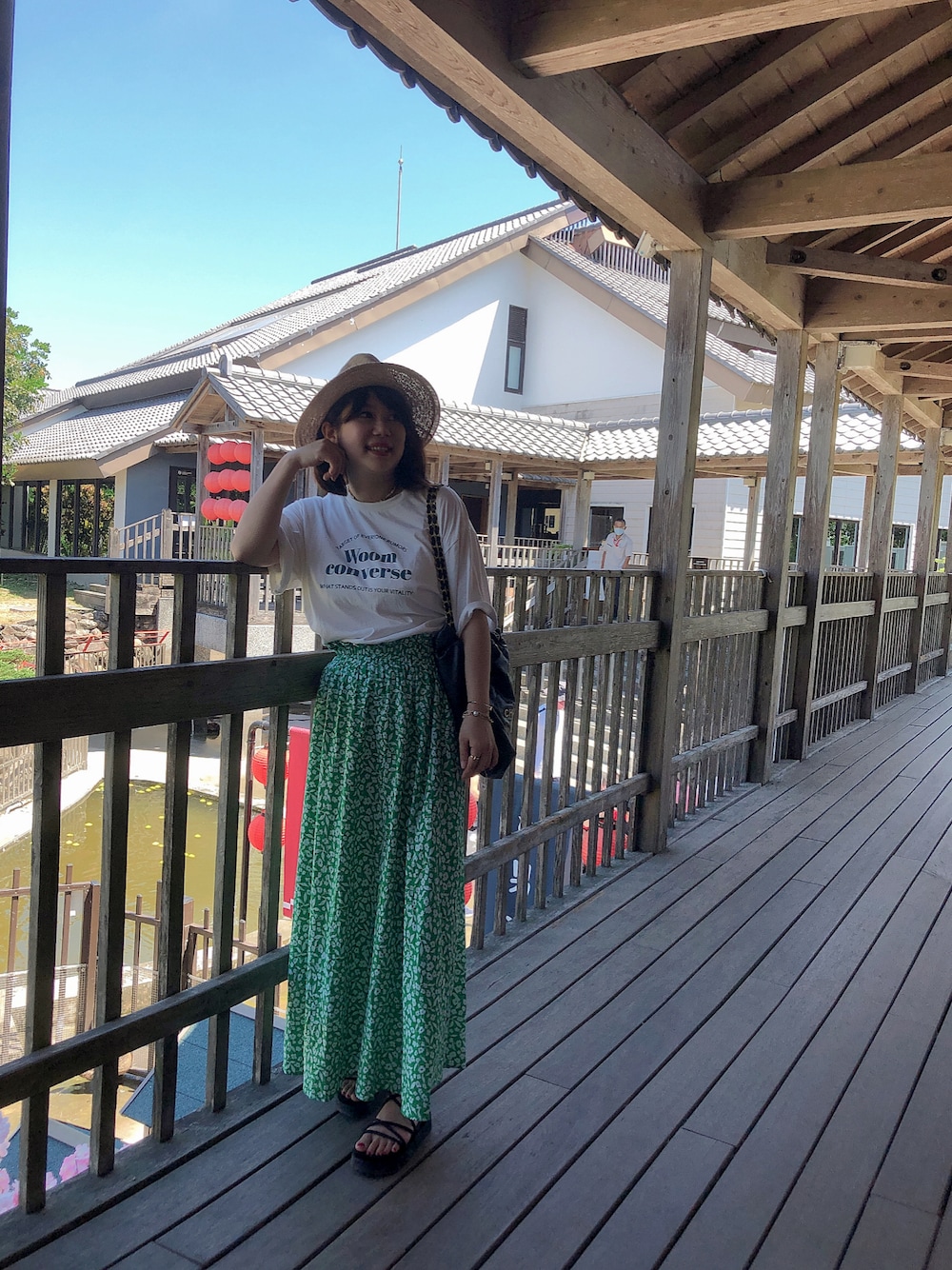 「ootd、夏、日系極簡、長裙、低身長、小隻女、涼鞋、草帽」｜「coca（coca）のシルエットフラワースカート（スカート、グリーン系）」を使った、lily🇹🇼🇹🇼さん（レディース・151cm）の夏コーディネートの1枚目の写真