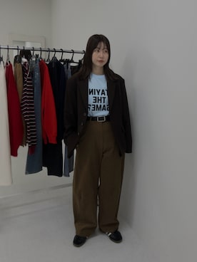 「アイテム（テーラードジャケット）」を使った、mocaさん（レディース・160cm・30代）の秋コーディネート