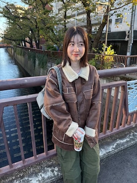 「KBF（ケイビーエフ）のオーバーサイズボアジャケット（その他アウター）」を使った、mocaさん（レディース・160cm）の冬コーディネート