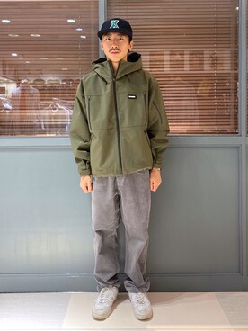 「茶割」｜「アイテム（ジャケット/アウター）」を使った、下山　大成さん（メンズ・168cm）の秋コーディネート