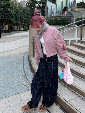 「アイテム（MA-1）」を使った、SAORIさん（レディース・164cm）の冬コーディネート