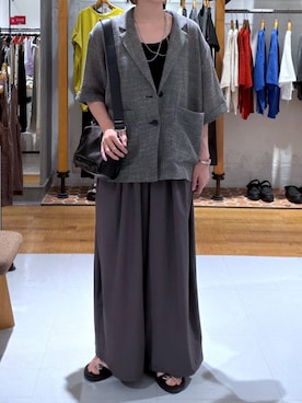 「LEPSIM（レプシィム）のアイテム（その他パンツ）」を使った、いつきさん（レディース・168cm）の夏コーディネート