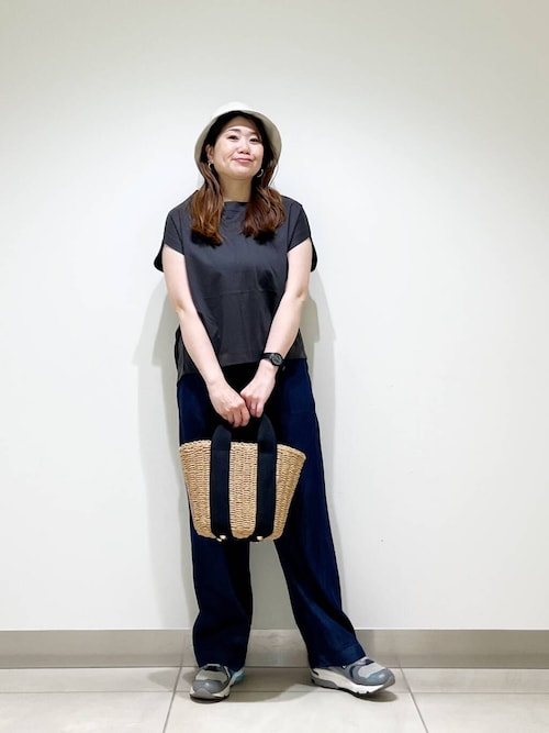 新品タグ付き　かぐれ　コットンVガゼットプルオーバー　アーバンリサーチドアーズ 新品タグ付き かぐれ コットンVガゼットプルオーバー アーバン
