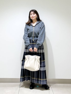 「アイテム（レインシューズ）」を使った、オダカオリさん（レディース・153cm）の秋コーディネート