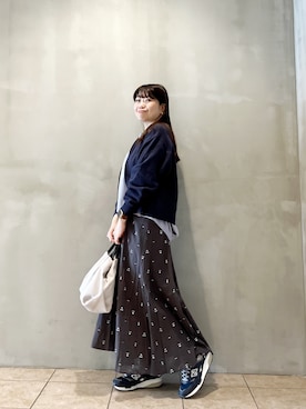 「URBAN RESEARCH DOORS（アーバンリサーチドアーズ）の『WEB/一部店舗限定カラー』コットンスウェットジップカーディガン｜スウェットカーデ/大人カジュアル/羽織/春服（カーディガン/ボレロ、ブルー系）」を使った、おださん（レディース・153cm）の春コーディネート