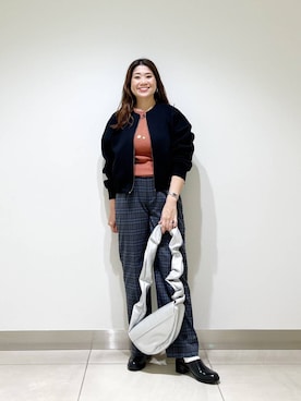 「アイテム（レインシューズ）」を使った、オダカオリさん（レディース・153cm）の秋コーディネート