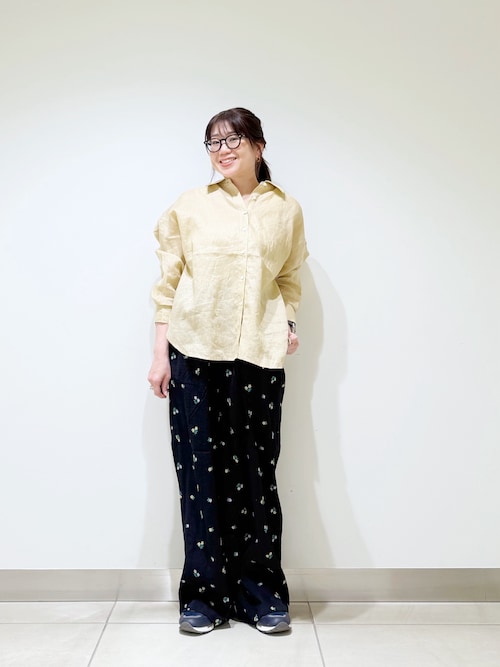 アーバンリサーチ●総刺繍が素敵♪やわらかインド綿サイドリボン付き花柄刺繍ブラウス URBAN RESEARCH DOORS（アーバンリサーチドアーズ） ブラウス シャツ