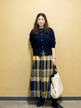 「アイテム（ヘアピン）」を使った、オダカオリさん（レディース・153cm）の秋コーディネート
