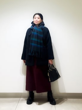 「アイテム（ストール/ショール）」を使った、オダカオリさん（レディース・153cm）の秋コーディネート