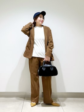 「アイテム（帽子）」を使った、オダカオリさん（レディース・153cm）の秋コーディネート