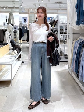 「GLOBAL WORK（グローバルワーク）のサラサラヘンリーネック長袖プルオーバー/1017895（Tシャツ/カットソー、ホワイト系）」を使った、きょんさん（レディース・155cm）の秋コーディネート