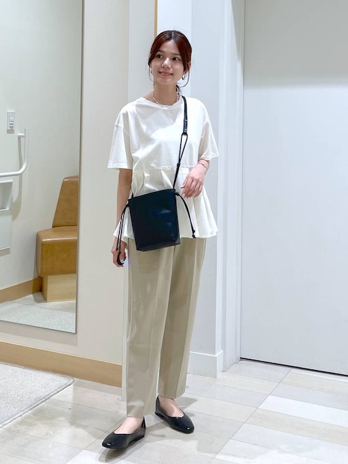 出品 セール】ウツクシルエットテーパードパンツ/133595（その他