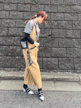 「アイテム（オールインワン・サロペット、ベージュ系）」を使った、あべまさん（レディース・155cm）の秋コーディネート
