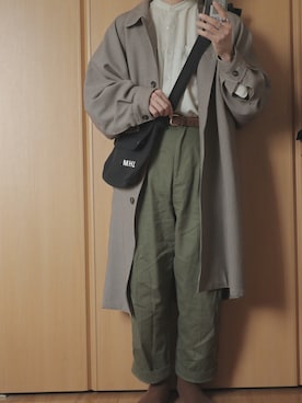 「ショルダーバック」｜「アイテム（ステンカラーコート）」を使った、ましろさん（メンズ・165cm）の秋コーディネート