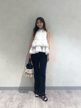 「Chico（チコ）の【SALON  by Chico】フラワーティアードバックリボンアメスリブラウス（シャツ/ブラウス、ホワイト系）」を使った、yuikaさん（レディース・154cm）の夏コーディネート