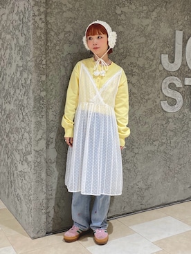 「アイテム（ヘアバンド）」を使った、もちちゃんさん（レディース・158cm）の秋コーディネート