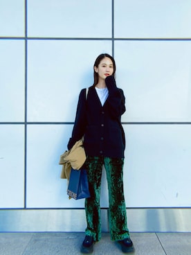 秦麻里子さんのコーディネート