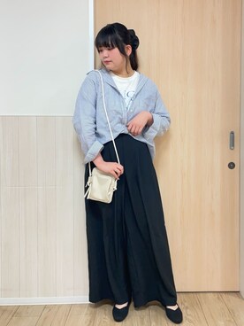 「SHOO・LA・RUE（シューラルー）の◆【高レビュー】洗えてサラサラ スクエアニットパンプス（パンプス、ブラック系）」を使った、nanaseさん（レディース・161cm）の春コーディネート