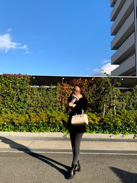 「ZARA（ザラ）のアイテム（デニムパンツ、ブラック系）」を使った、nazuさん（レディース）の冬コーディネート