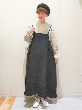 「レースブラウス」｜「アイテム（ハンチング/ベレー帽）」を使った、makoto𐇵さん（レディース・163cm）の冬コーディネート