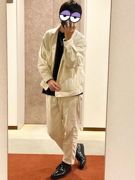 「GU（ジーユー）のアイテム（その他パンツ、ホワイト系）」を使った、みっちーさん（メンズ・183cm）の秋コーディネート