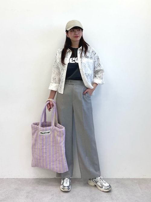 美品 ビアズリー カットワークレース リーフ柄 半袖ブラウス グリーン 美品 ビアズリー カットワークレース リーフ柄 半袖ブラウス