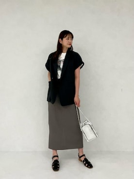 「ビジネス」｜「アイテム（サンダル）」を使った、上田（ueda）さん（レディース・165cm）の夏コーディネート