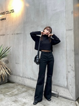 「BOTTEGA VENETA（ボッテガヴェネタ）のアイテム（バッグ）」を使った、谷川菜奈さん（レディース・153cm）の秋コーディネート