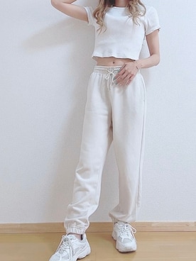 「GRL」｜「アイテム（スウェットパンツ）」を使った、Airiさん（レディース・160cm）の春コーディネート