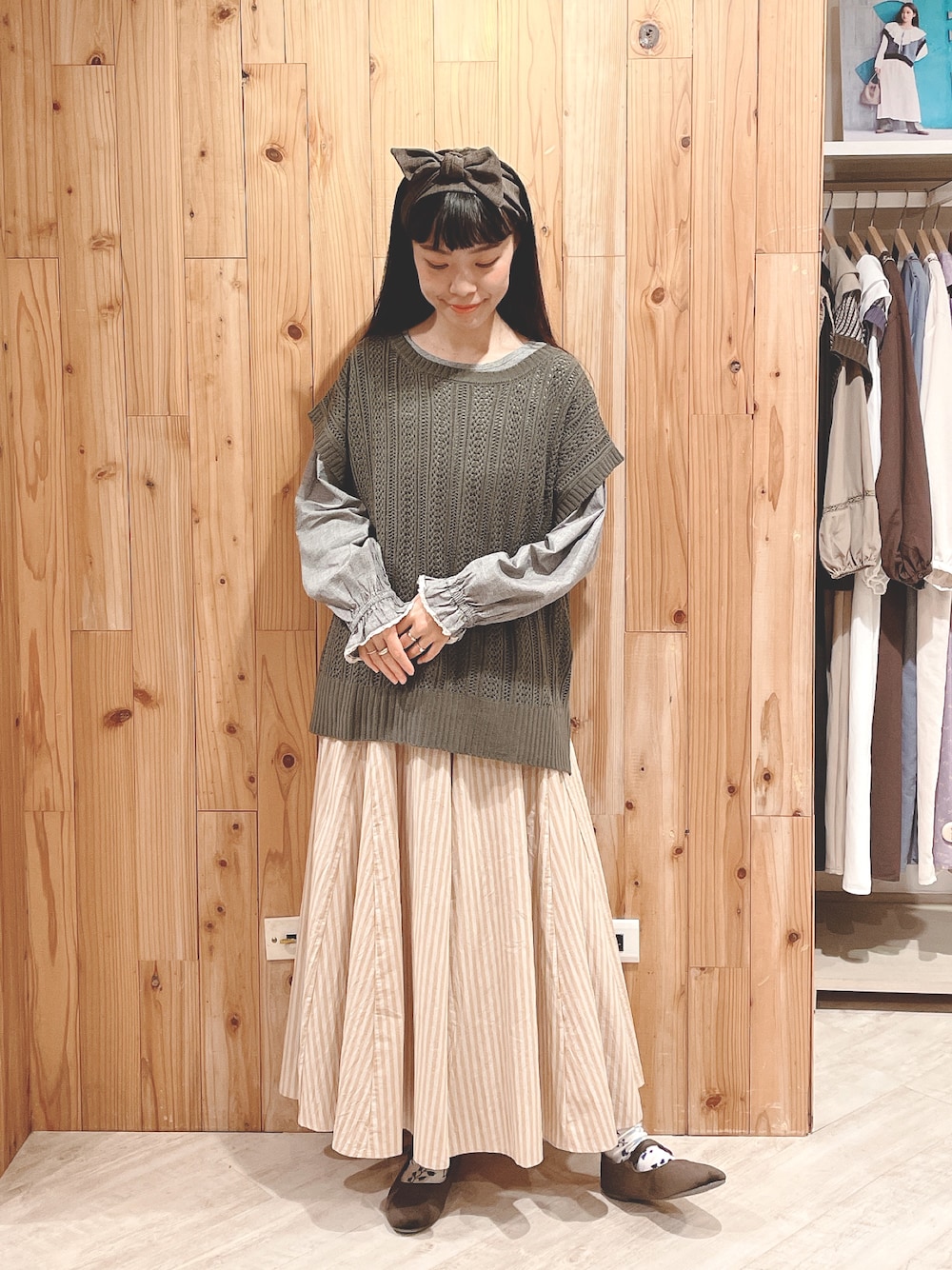 「サマンサ モスモス(Samansa Mos2)、Samansa Mos2、SM2、サマンサモスモス、ehka sopo、ootd、秋のコーデ、秋コーデ、Taiwan」｜「Samansa Mos2の柄編みニットベスト＋ブラウスセット（アンサンブル、グリーン系）」を使った、Hui Hui💋💐さん（レディース・160cm）の秋コーディネートの1枚目の写真