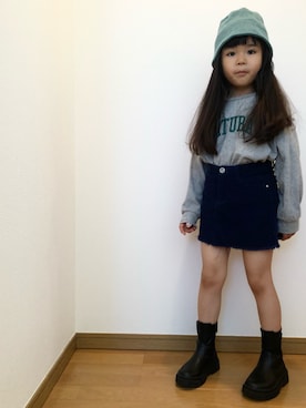 「ZARA KIDSのアイテム（スカート、ブルー系）」を使った、roo.さん（キッズ・140cm）の冬コーディネート