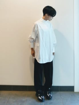 「A part by（アパートバイ）のTeCoハイネックブラウス　958147（シャツ/ブラウス、ホワイト系）」を使った、裕輔さん（レディース・161cm）の秋コーディネート