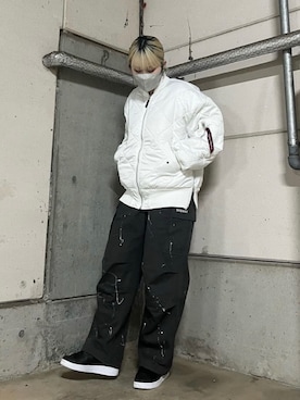 「ストリートファッション」｜「アイテム（MA-1）」を使った、Nylaus officialさん（レディース・160cm）の冬コーディネート
