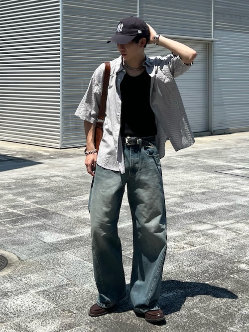 VINTAGE WASHED CURVED DENIM