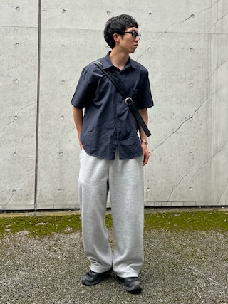 「SINSS(シンス)の2way slit half moon bag / 2wayスリットハーフムーンバッグ(ショルダーバッグ)」を使った、kenさん(メンズ・175cm)の夏コーディネート