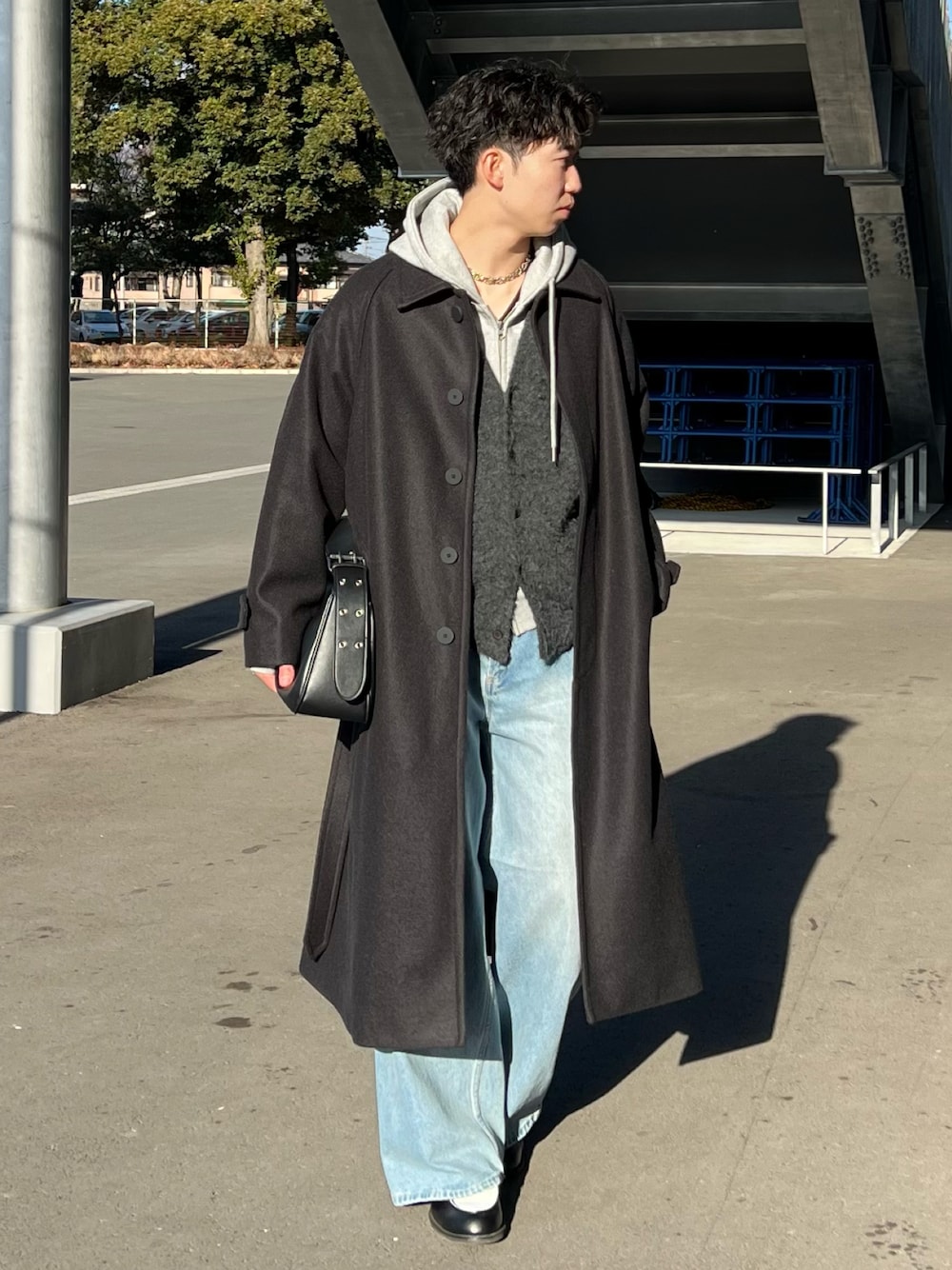 WYM LIDNMのステンカラーコートを使った人気ファッション