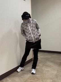 ジュンアンドロペ　モノグラムプリントダンボールニットブルゾン JUN&ROPE'（ジュンアンドロペ）の「モノグラムプリント