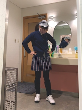 「ゴルフコーデ」｜「アイテム（ブルゾン）」を使った、qurocheさん（レディース・156cm）の秋コーディネート