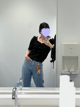 「GU（ジーユー）のアイテム（ニット/セーター、ブラック系）」を使った、yoonさん（レディース・163cm）の夏コーディネート