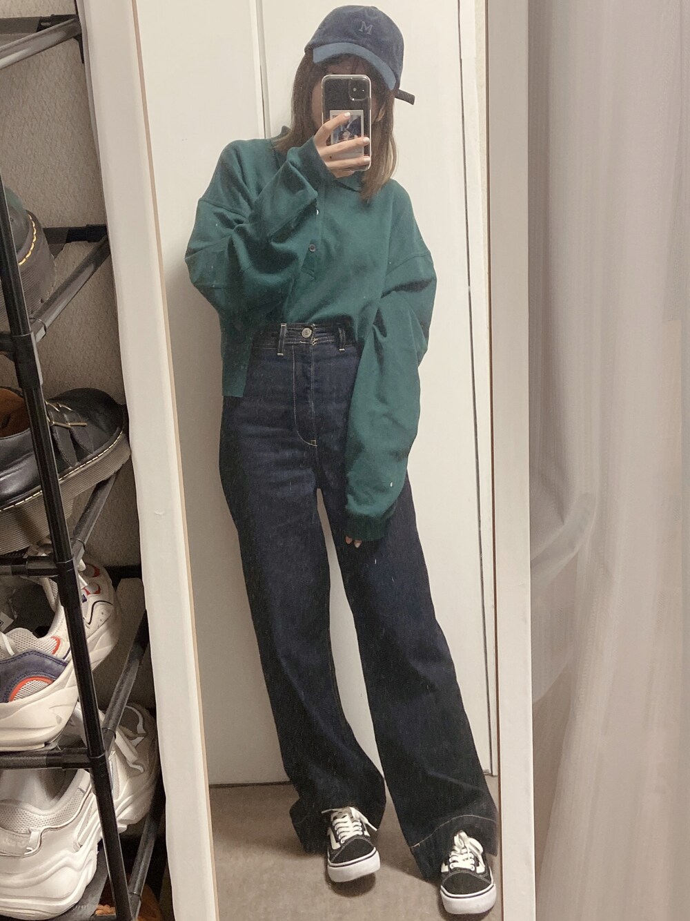 「WEARハロウィン2022、秋服コーデ、シンプルスタイル、低身長女子、ポロシャツ、キャップ」｜「AZUL by moussyのDARTS DENIM WIDE Ⅱ/ダーツデニムワイドⅡ（デニムパンツ、ブルー系）」を使った、𝕜𝕠𝕟𝕒::さん（レディース・152cm）の秋コーディネートの1枚目の写真
