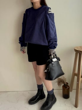 「Maison Margiela（メゾンマルジェラ）のMaison Margiela  5AC MINI（ショルダーバッグ、ブラック系）」を使った、nagiさん（レディース・153cm）の秋コーディネート