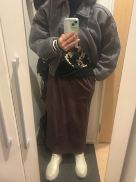 「HUNTER（ハンター）のレディース エクスプローラー チェルシー フラットフォームブーツ（ブーツ、ホワイト系）」を使った、yoyoさん（レディース・161cm）の春コーディネート