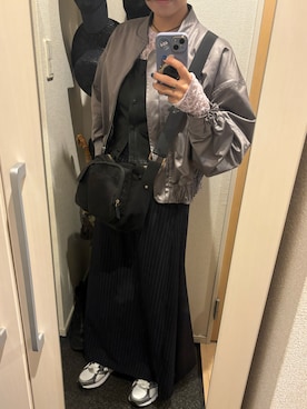 「BABYLONE（バビロン）のギャバストライプスカート（スカート、ブルー系）」を使った、yoyoさん（レディース・161cm）の秋コーディネート