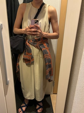 「BEAMS（ビームス）のアイテム（サンダル）」を使った、yoyoさん（レディース・161cm）の夏コーディネート