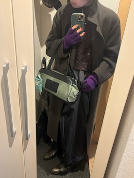 「OSOI（オソイ）のアイテム」を使った、yoyoさん（レディース・161cm）の冬コーディネート