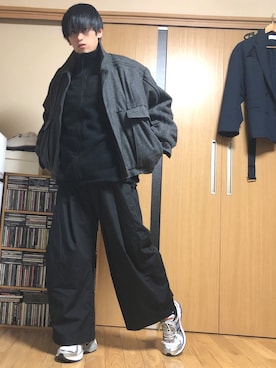 「SHINYAKOZUKA（シンヤコヅカ）のアイテム（スラックス）」を使った、taka(相互フォロー)さん（メンズ・170cm）の冬コーディネート