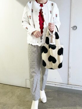 「ジュメロ」｜「アイテム（PC・スマホグッズ/家電）」を使った、ｎｎａさん（レディース・162cm）の春コーディネート