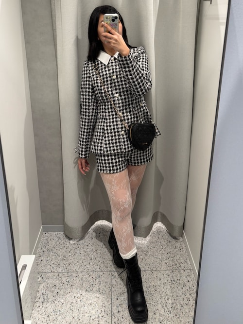 ペプラムトップス